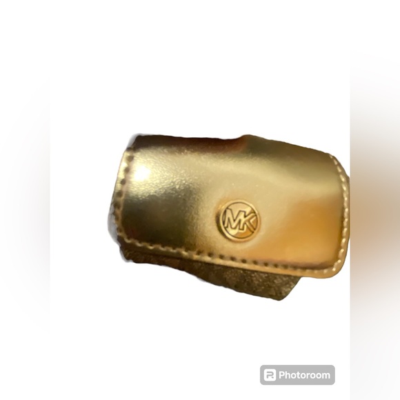 Michael MICHAEL KORS air pod case - Picture 2 of 5